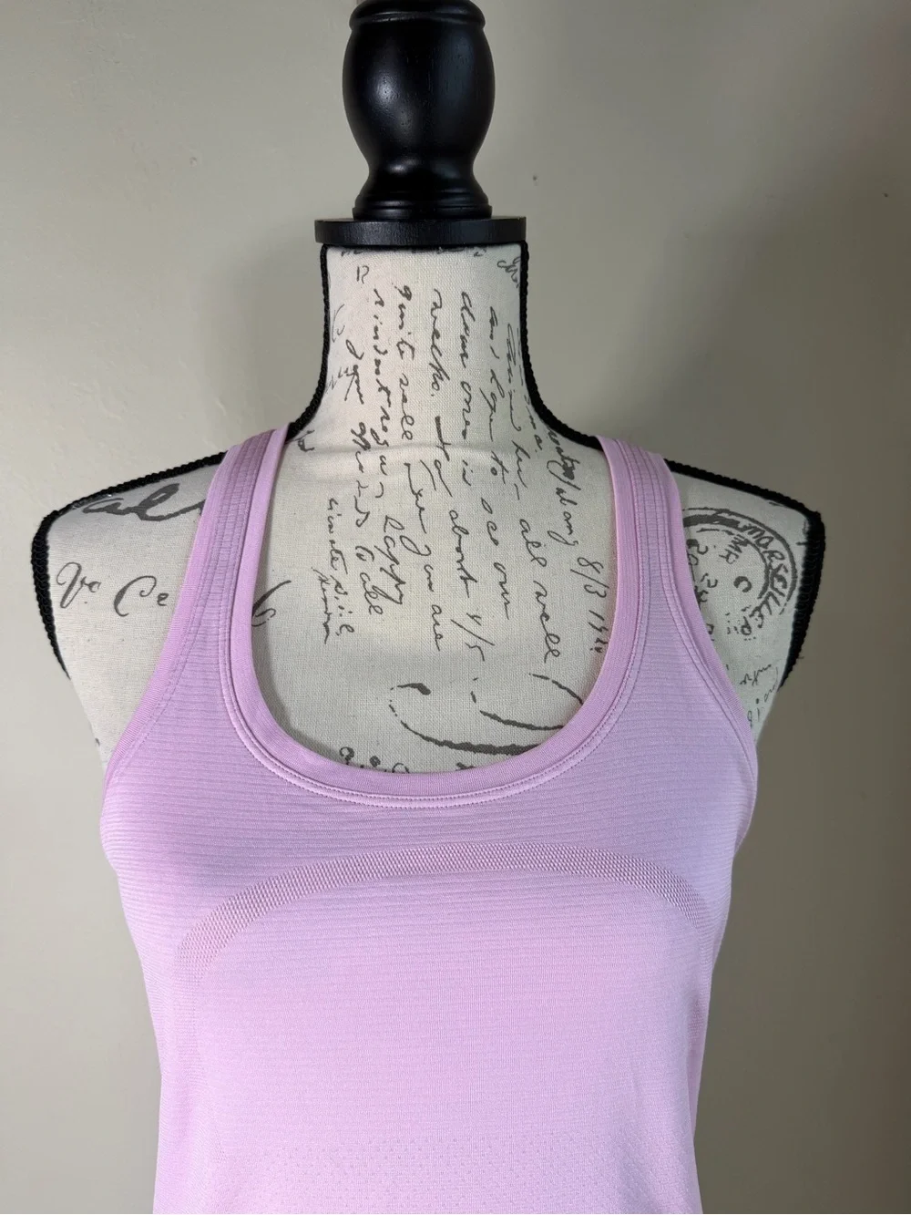 lululemon athletica Light Lilac Scoop Neck Tank - Picture 2 of 7
